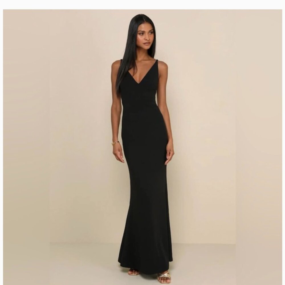 Lulus Melora Black Sleeveless Maxi dress NWT size small